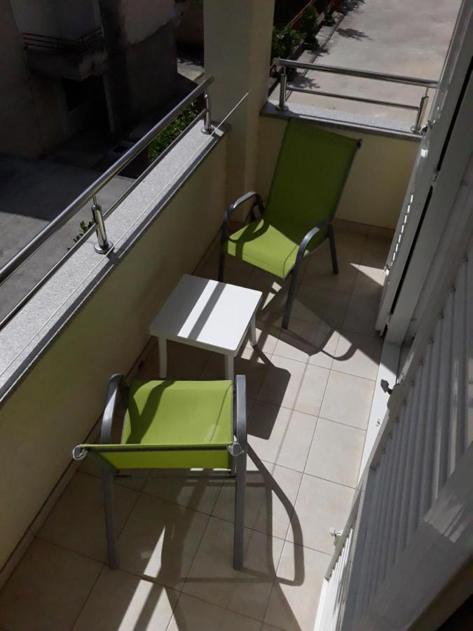 Apartment With Free And Private Parking マカルスカ エクステリア 写真